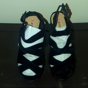 Women's 9 Black Platform high heels